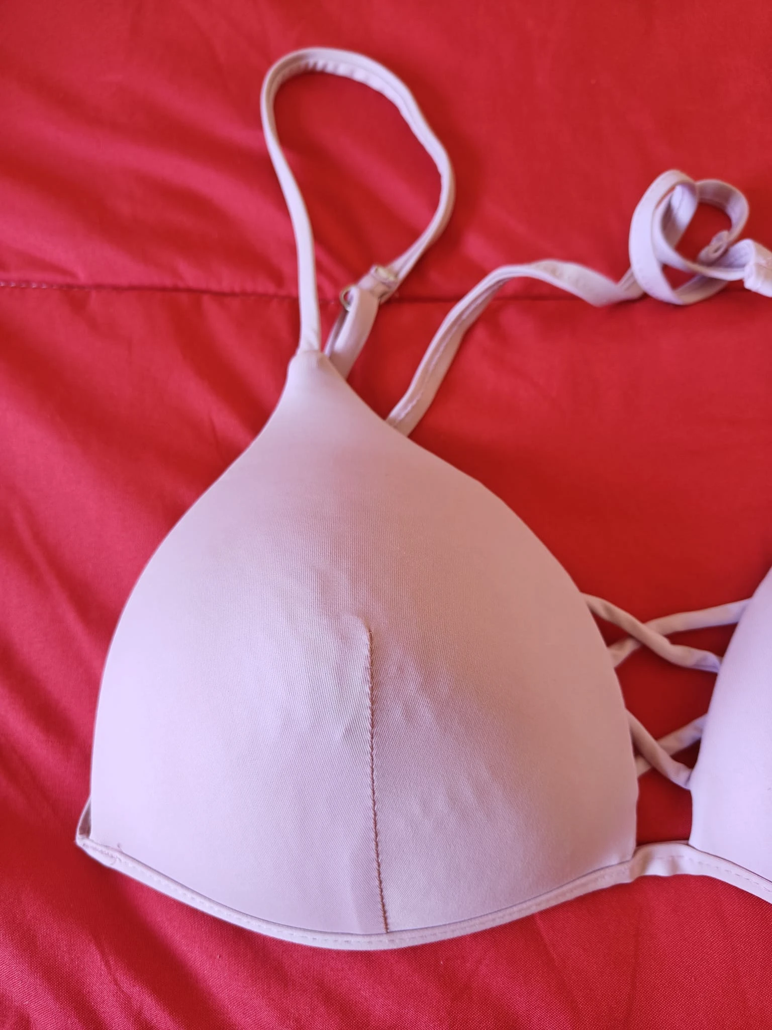 Parte de arriba de bikini en tono lila – photo 3